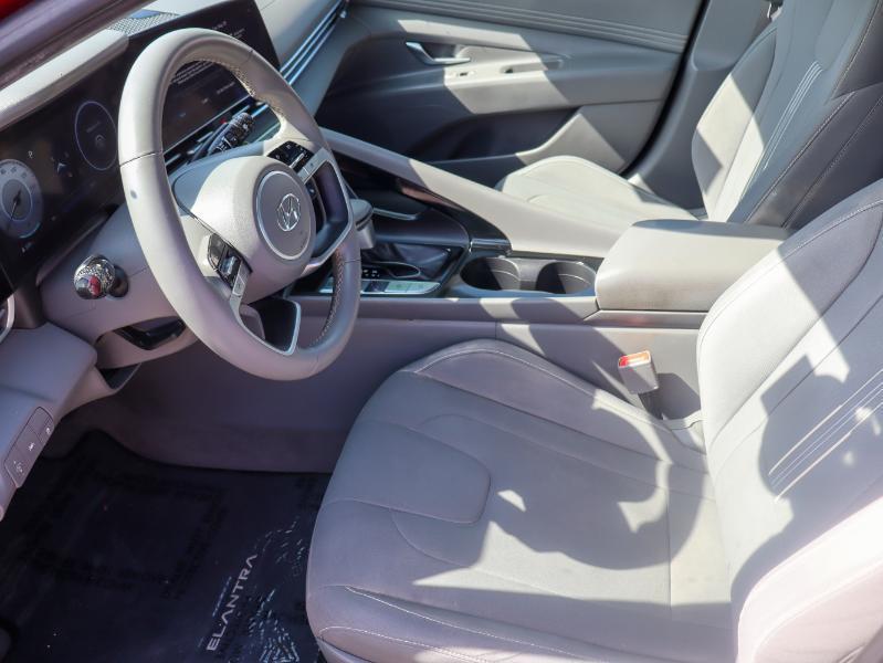 Hyundai Elantra SEL IVT 2023