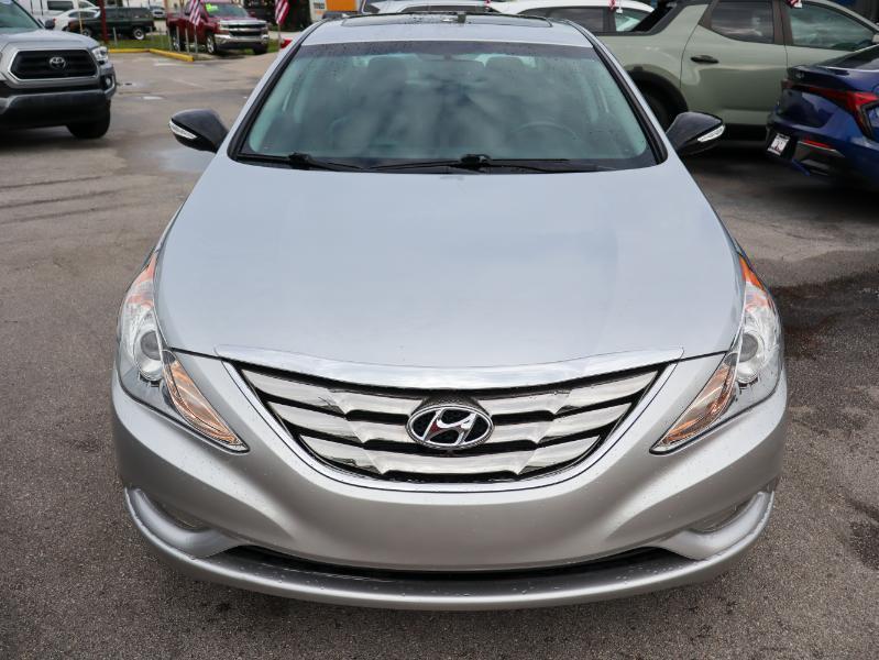Hyundai Sonata Limited 2011