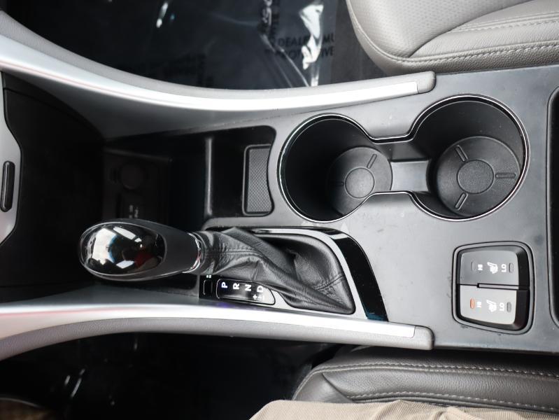 Hyundai Sonata Limited 2011