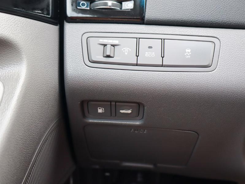 Hyundai Sonata Limited 2011