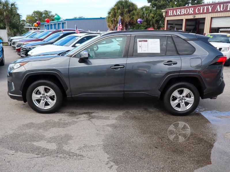 Toyota RAV4 XLE FWD 2021