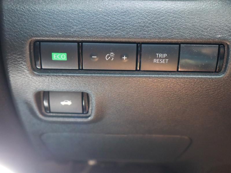 Nissan Sentra SR CVT 2022