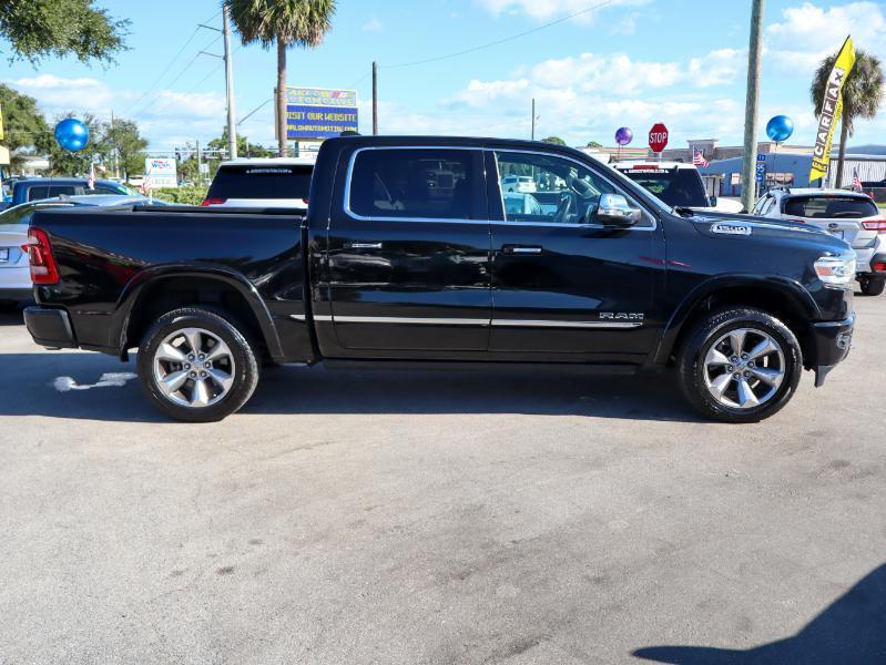 RAM 1500 Limited 4x4 Crew Cab 5'7" Box 2022