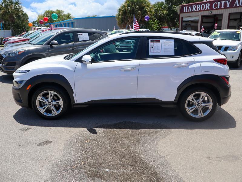 Hyundai Kona SEL Auto FWD 2023
