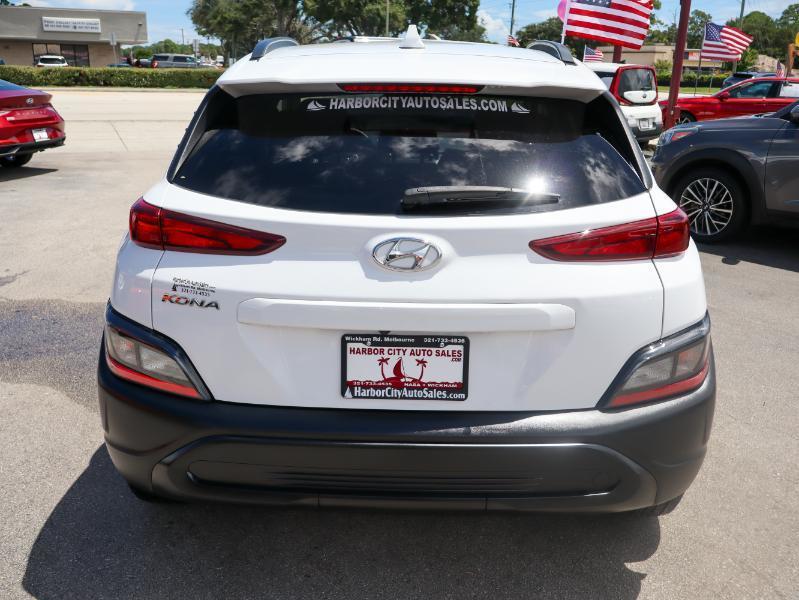 Hyundai Kona SEL Auto FWD 2023