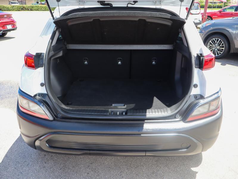 Hyundai Kona SEL Auto FWD 2023