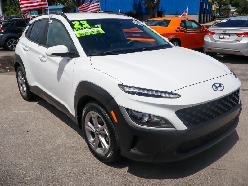 Hyundai Kona SEL Auto FWD 2023