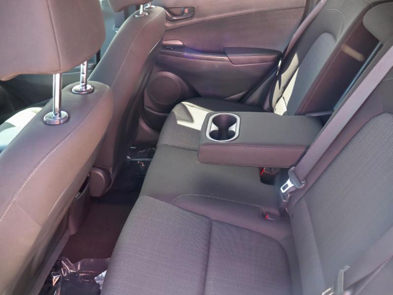 Hyundai Kona SEL Auto FWD 2023
