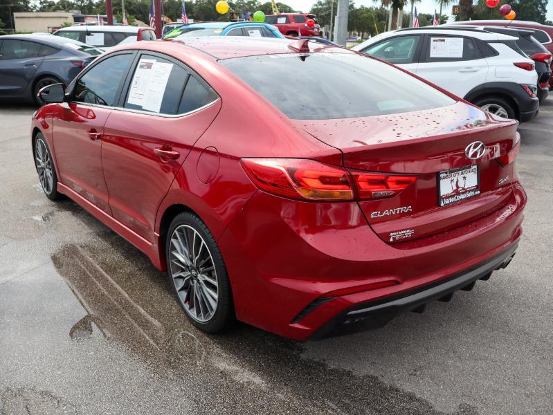 Hyundai Elantra  2017