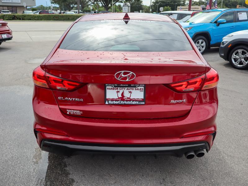 Hyundai Elantra  2017