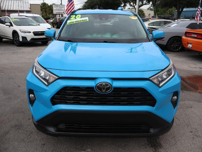 Toyota RAV4 XLE FWD 2020