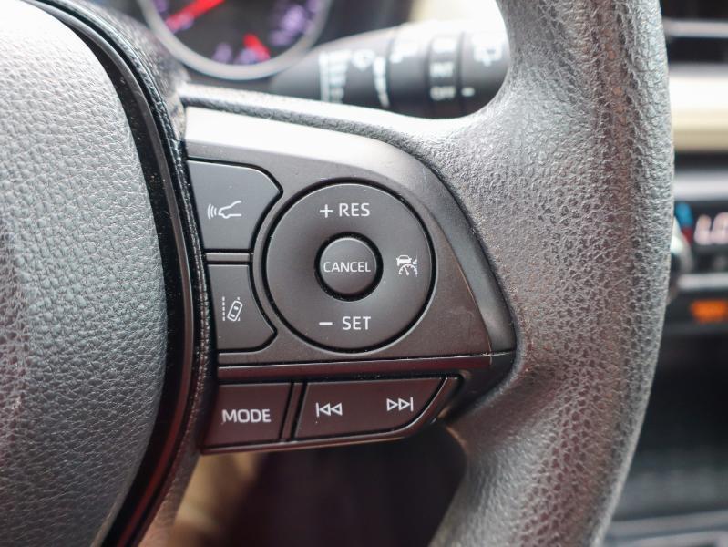 Toyota RAV4 XLE FWD 2020