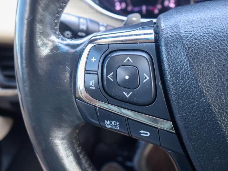 Toyota Avalon photo 14
