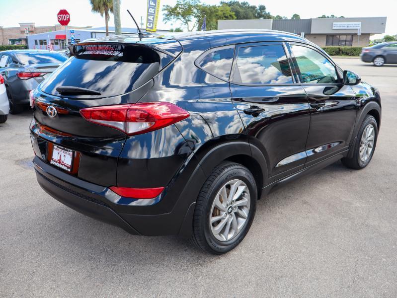 Hyundai Tucson FWD 4dr SE 2016