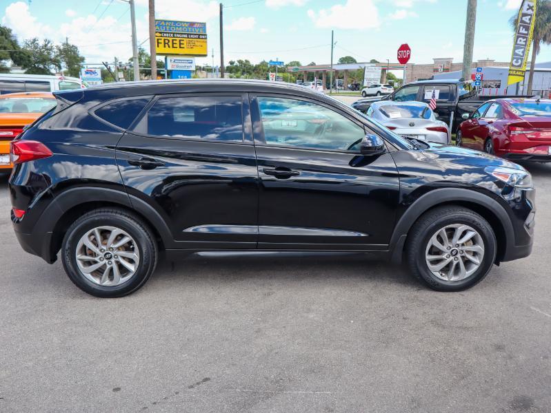 Hyundai Tucson FWD 4dr SE 2016