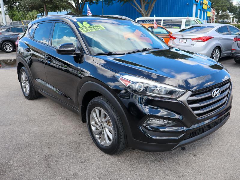 Hyundai Tucson FWD 4dr SE 2016