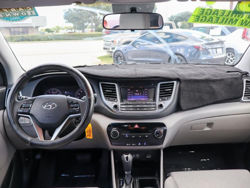 Hyundai Tucson FWD 4dr SE 2016