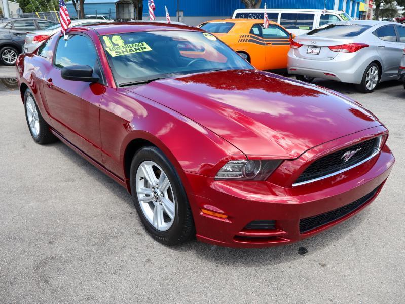 Ford Mustang 2dr Cpe V6 2014