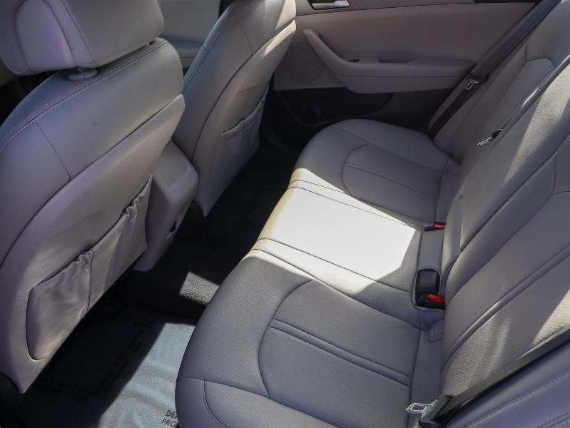 Hyundai Sonata SE 2.4L 2017