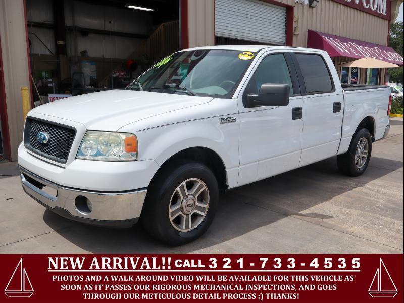 2006 Ford F-150 SuperCrew 139" XLT