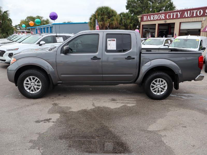 Nissan Frontier photo 2