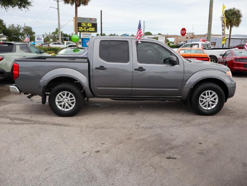 Nissan Frontier photo 7