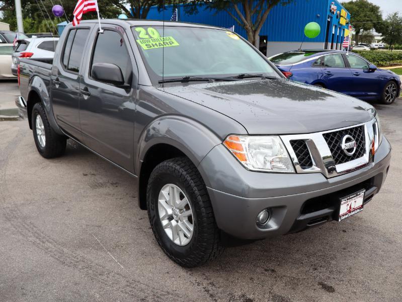 Nissan Frontier photo 8
