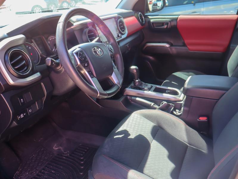 Toyota Tacoma 2WD  2020