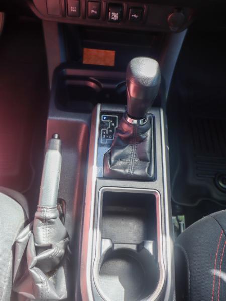 Toyota Tacoma 2WD  2020