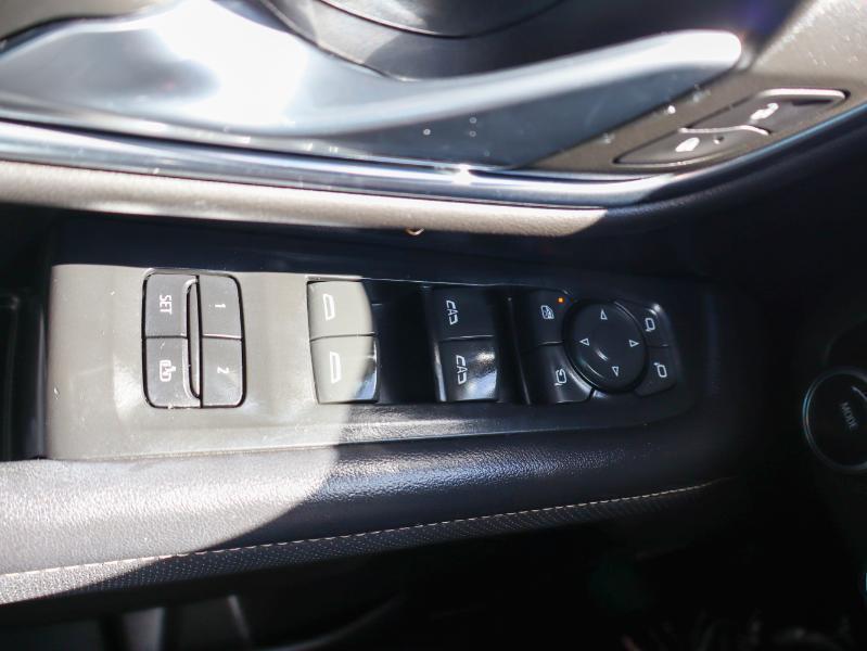 GMC Yukon 2WD 4dr SLT 2021