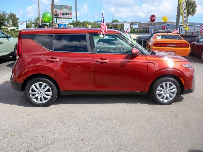 Kia Soul photo 7