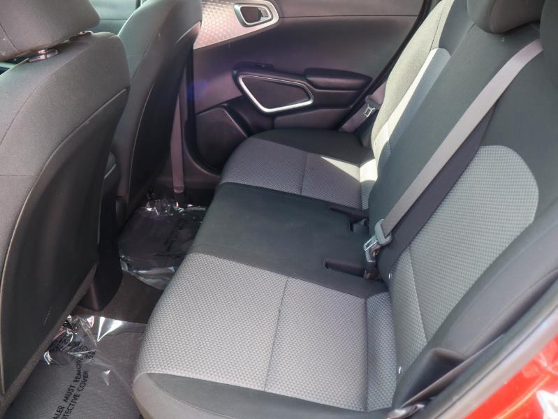 Kia Soul photo 11
