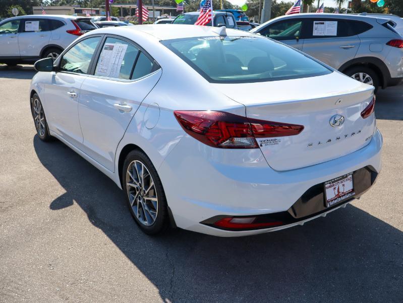 Hyundai Elantra Limited IVT 2020