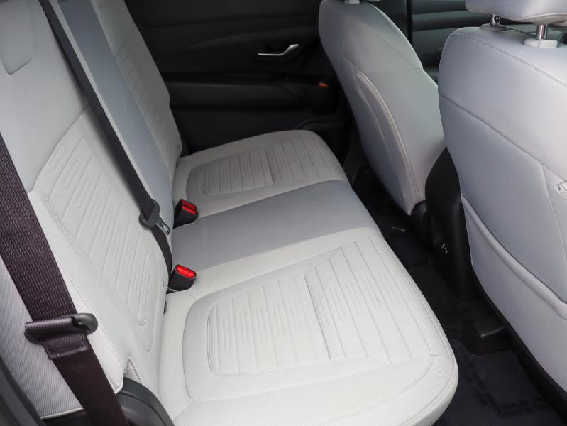 Hyundai Santa Cruz SE FWD 2026