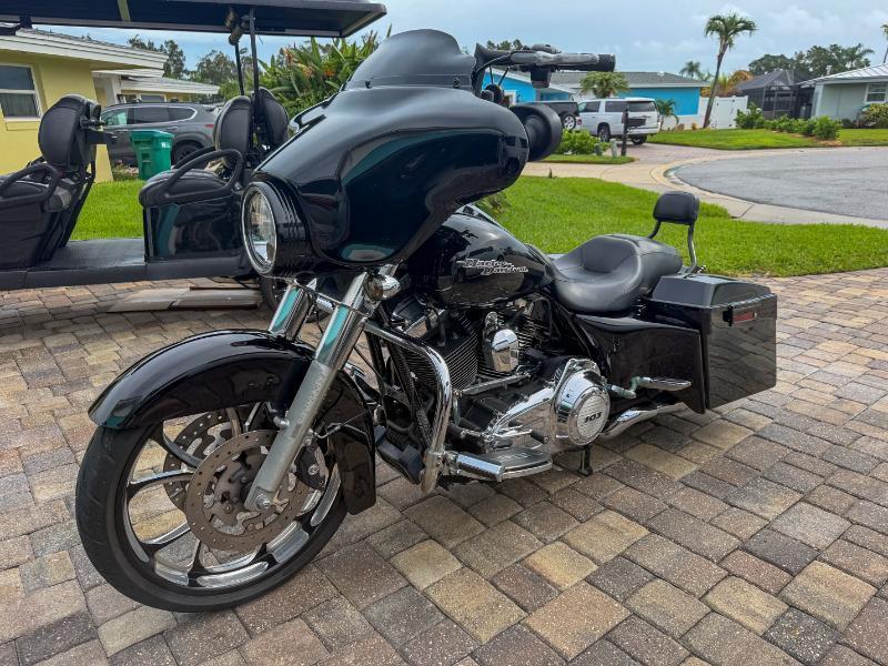 Harley-Davidson Street Glide  2013