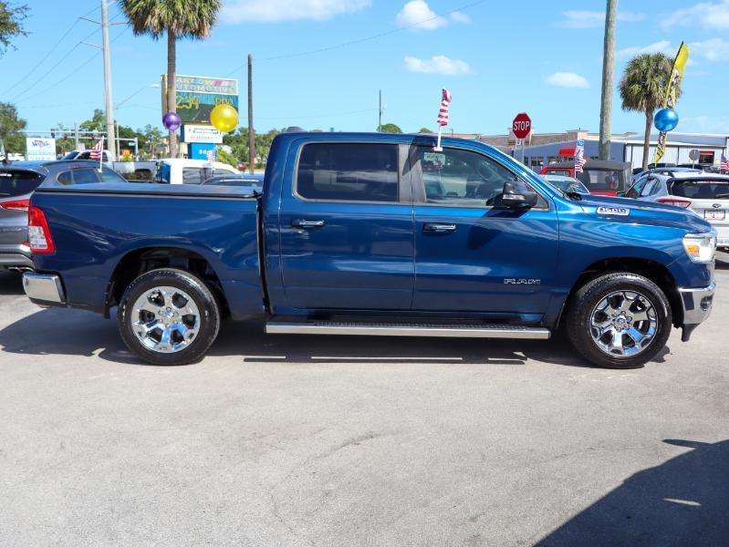 RAM 1500 Big Horn/Lone Star 4x4 Crew Cab 5'7" Box 2019