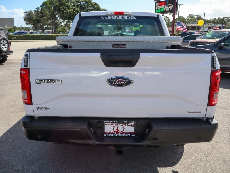 Ford F-150 2WD SuperCrew 145" XL 2016