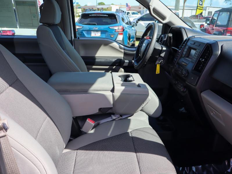 Ford F-150 2WD SuperCrew 145" XL 2016