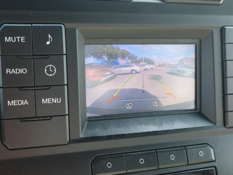 Ford F-150 2WD SuperCrew 145" XL 2016