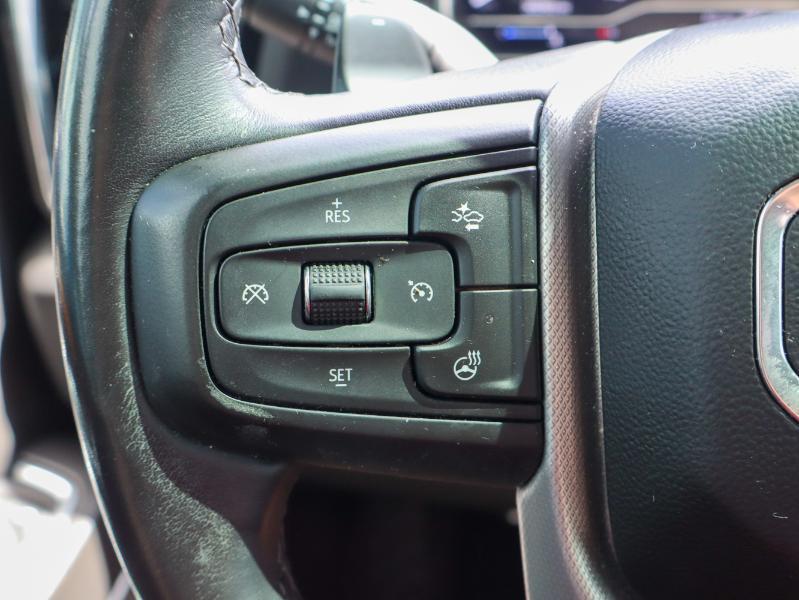 GMC Sierra 1500 4WD Crew Cab 147" Denali 2023