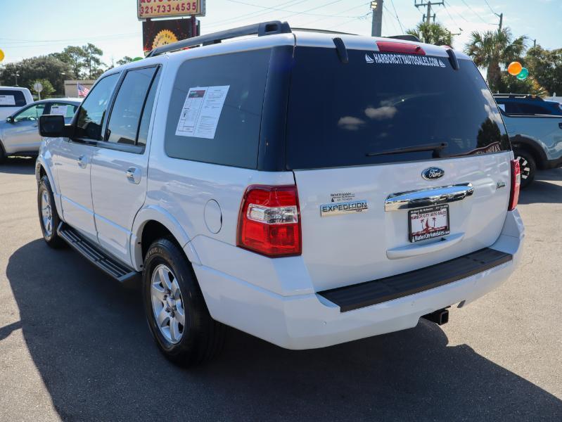 Ford Expedition 4WD 4dr XLT 2013
