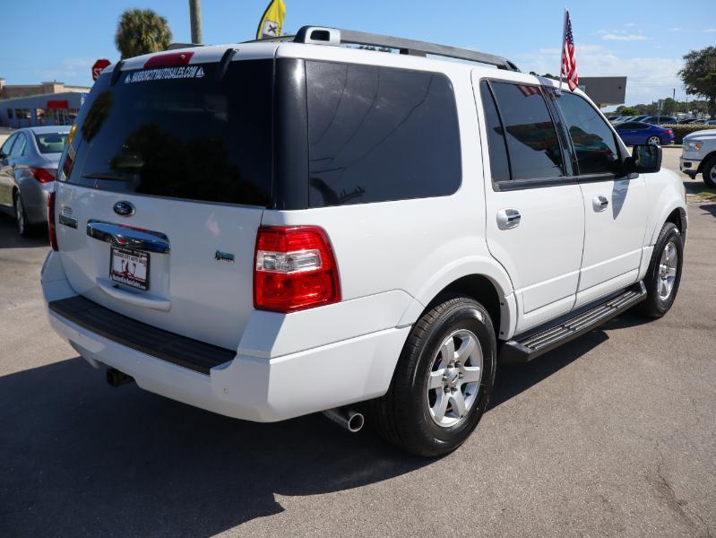 Ford Expedition 4WD 4dr XLT 2013