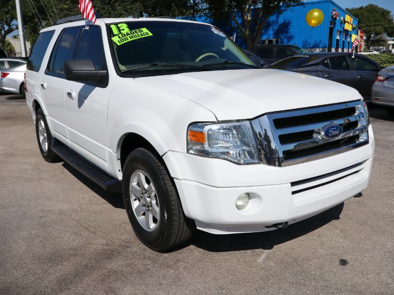 Ford Expedition 4WD 4dr XLT 2013