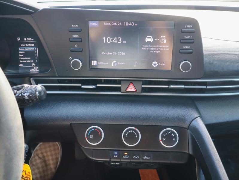 Hyundai Elantra SE IVT 2022