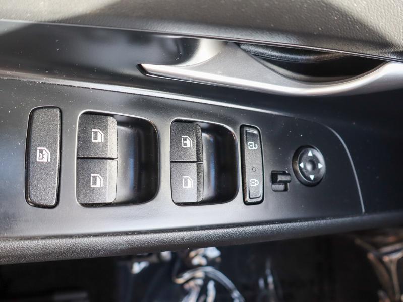 Hyundai Elantra SE IVT 2022
