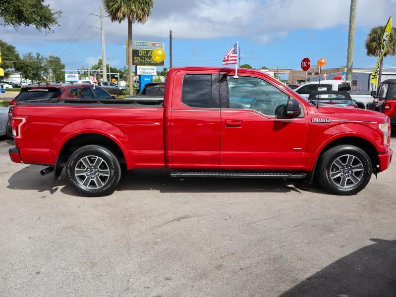 Ford F-150 2WD SuperCab 145" XLT 2015