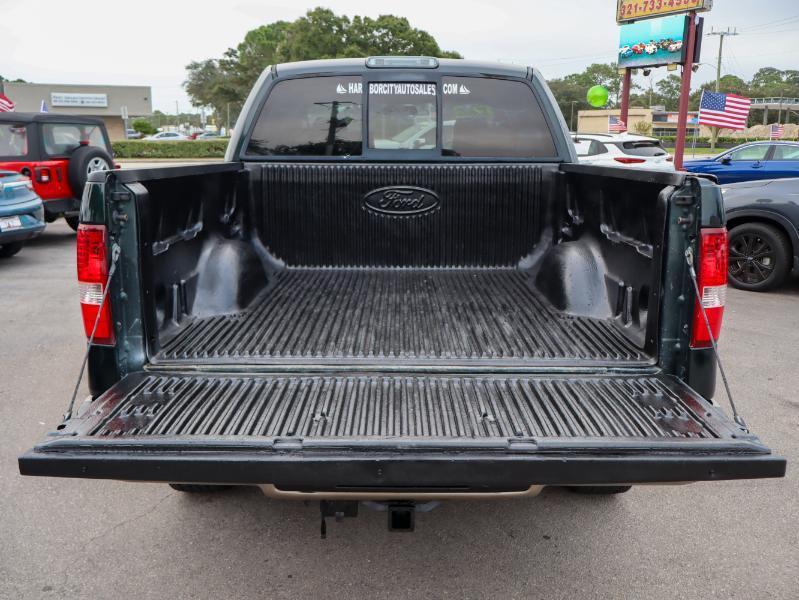 Ford F-150 SuperCrew 139" Lariat 4WD 2005