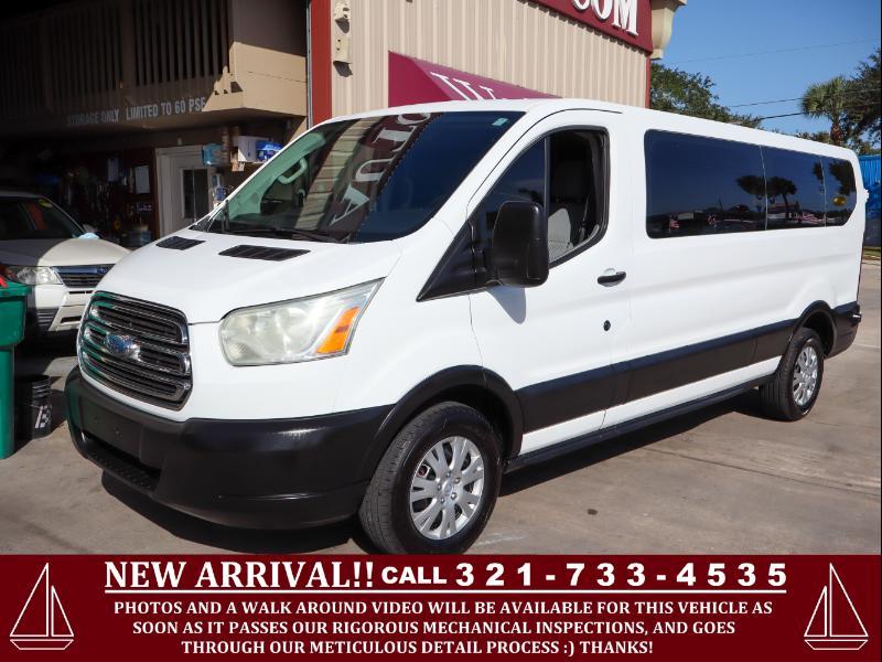 2015 Ford Transit Wagon T-350 148" Low Roof XLT Swing-Out RH Dr
