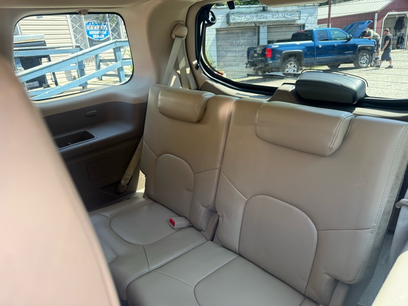 Nissan Pathfinder LE 4WD 2012 Nissan Pathfinder LE 4WD 2012