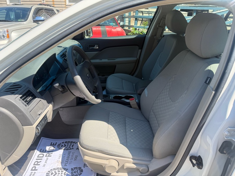 Ford Fusion S 2012 Ford Fusion S 2012